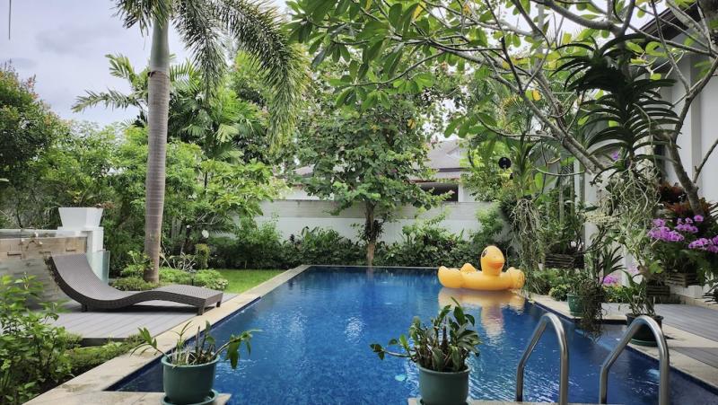 Photo 3 bedroom pool villa for rent in Layan beach Phuket