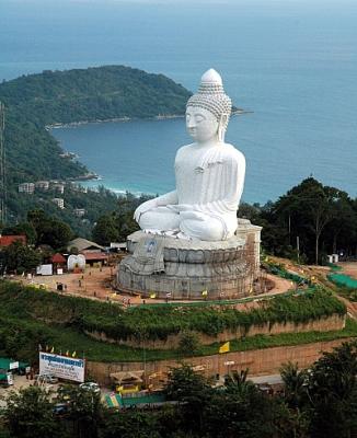  The Big Buddha of Phuket