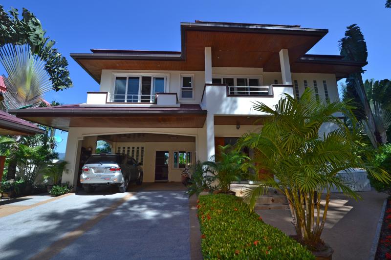  Picture 4 bedroom house for rent or for sale at the Phuket country club of Kathu