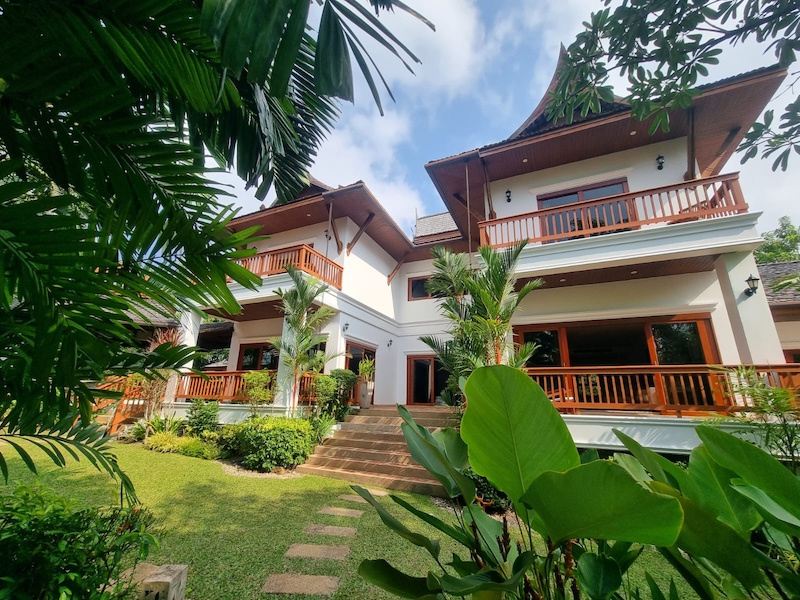 Picture 5 Bedroom Villa for sale in Rawai, Phuket