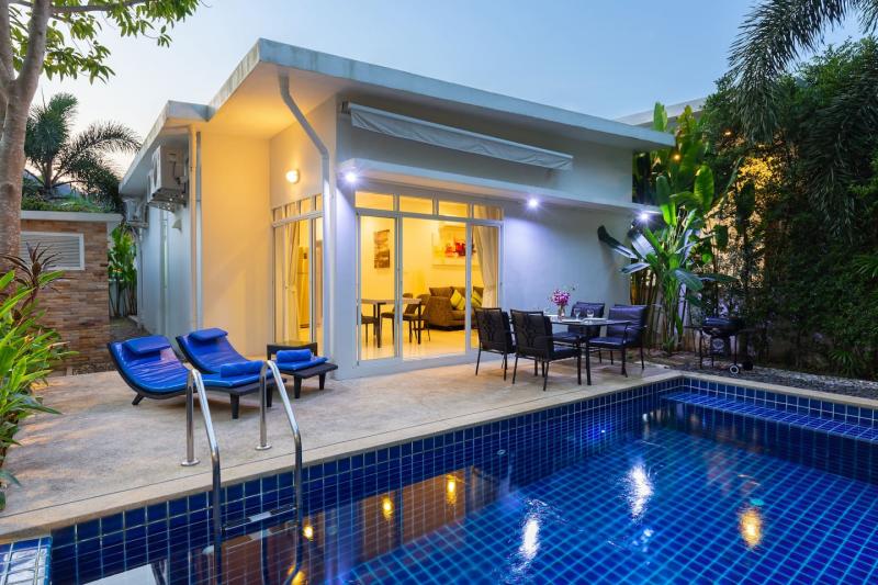 Picture Charming and modern 2 bedroom pool villa for rent in Rawai, Phuket 