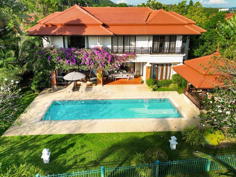  Picture Large 5 bedroom pool villa in Angsana Villas Resort