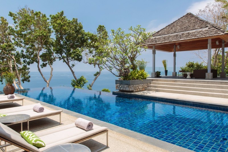  Picture Luxury oceanfront villa for sale on the west coast of Phuket