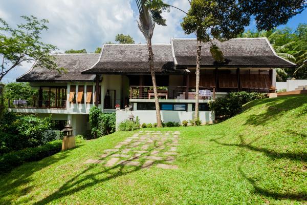 Picture Luxury villa for rent near the Sarasin bridge, Phuket