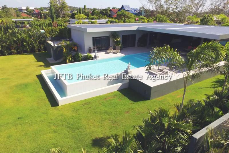  Picture Modern dream villa with 4 bedrooms in Naiharn