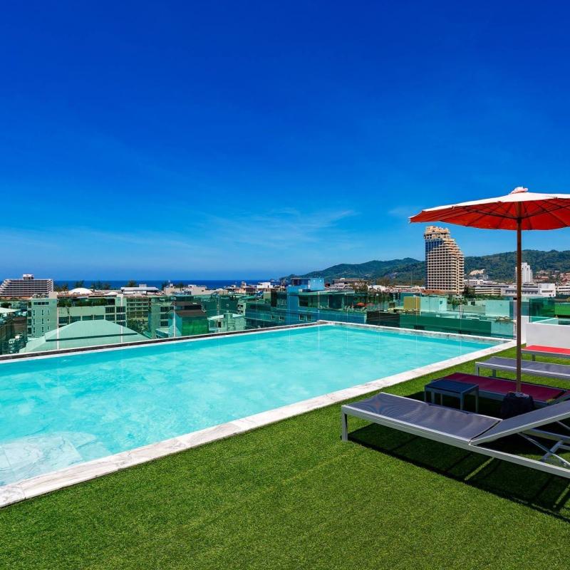 Picture Phuket-4 Star Hotel for sale in Patong with 85 Rooms, Lift and Pool on the rooftop