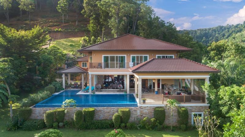  Picture Phuket Modern 9 bedroom Villa with pool for sale Kathu