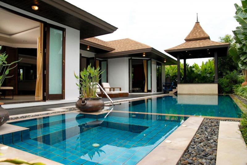  Picture Phuket pool villa available for monthly rentals in Chalong