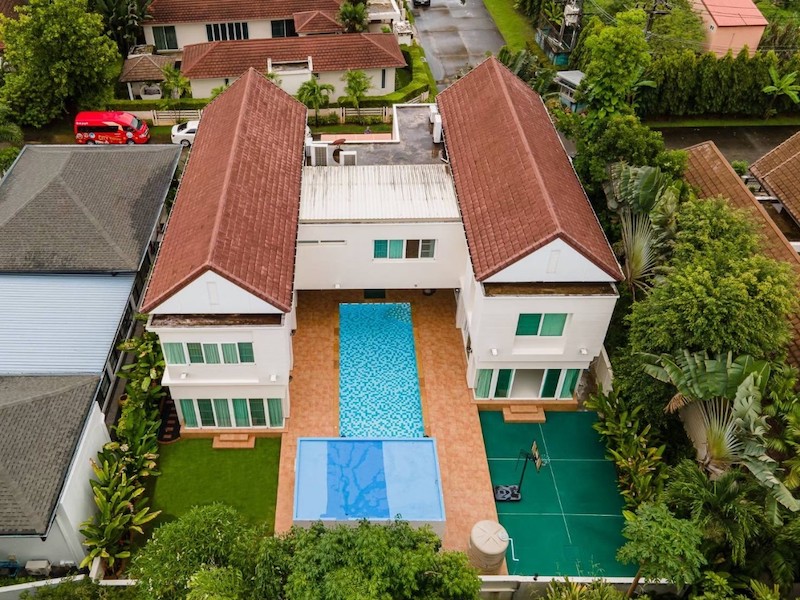  Picture Pool villa for sale located in Boat Lagoon Phuket 