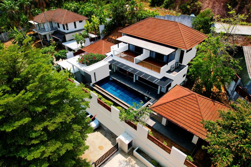 Picture Family 4 bedroom pool villa for sale in Kathu Phuket