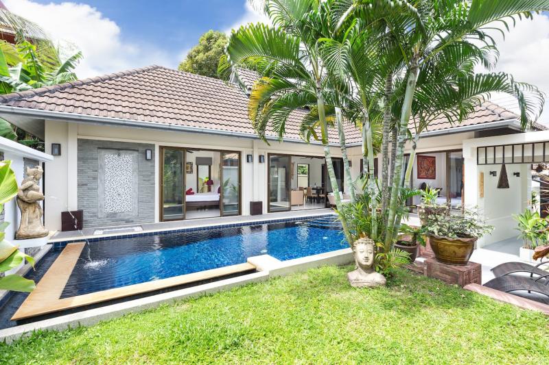 Picture Renovated Thai-Balinese 2 Bedroom Pool Villa for Rent in Rawai