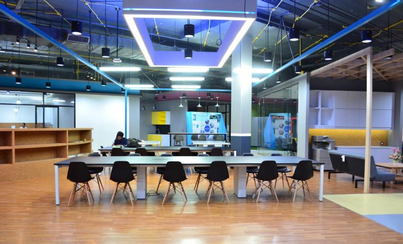  Picture The largest Coworking Space in Phuket, Thailand