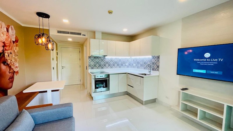 Photo 1 Bedroom condo for sale at Karon Butterfly