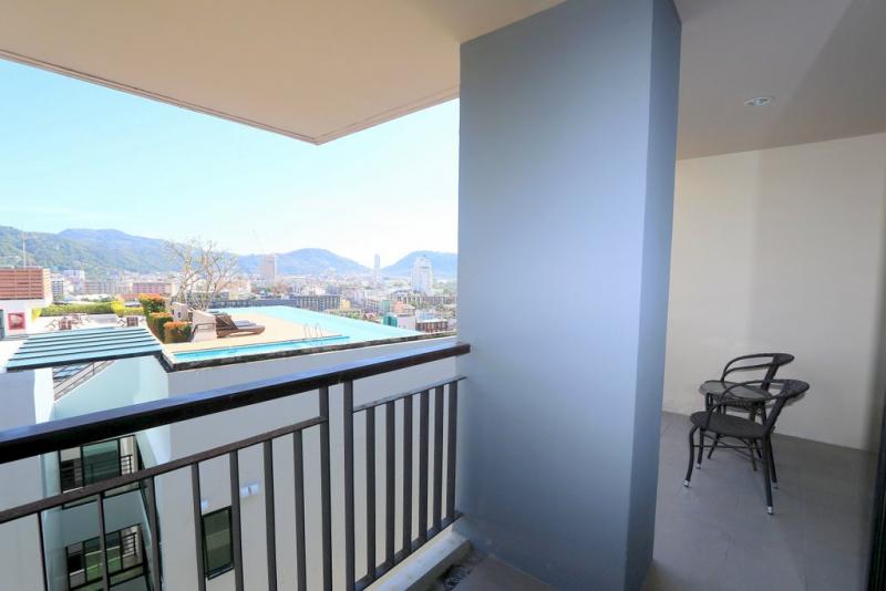 Photo 1 Bedroom Condo for Sale at The Bliss Patong