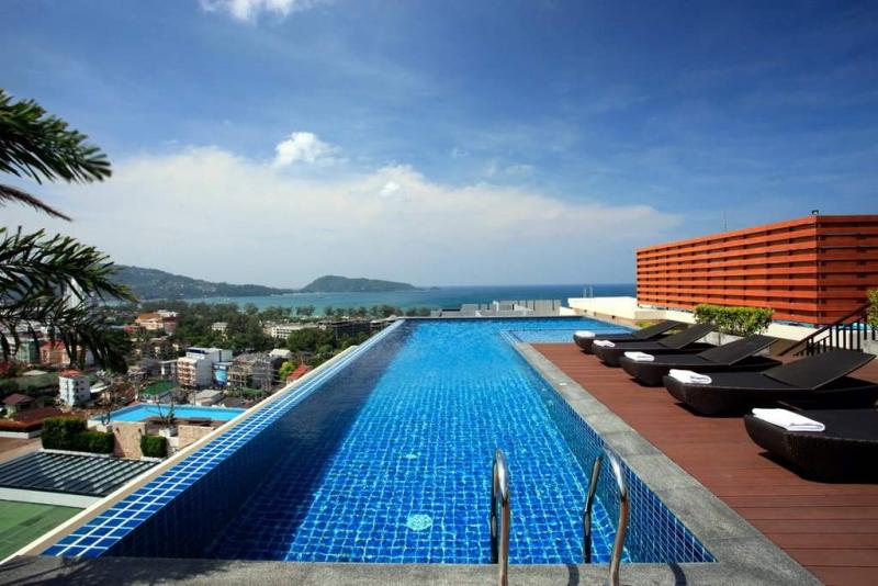 Photo 1 Bedroom Condo for Sale at The Bliss Patong