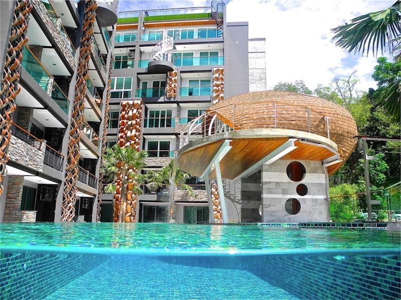 Photo 1 Bedroom condo for sale very close to Patong Beach 