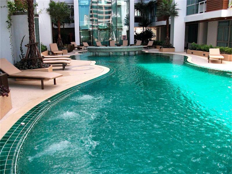 Photo 2 bedroom condo for sale at Art Patong