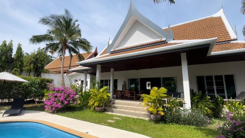 Photo 2 Bedroom Pool Villa + 1 Bungalow for sale in Rawai beach