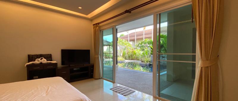 Photo 3 Br villa with pool for sale in Rawai, Phuket