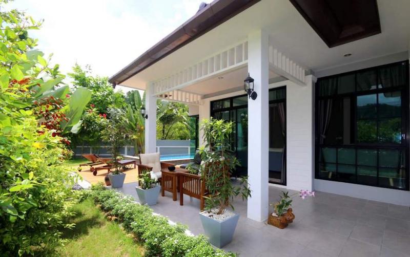 Photo Fully renovated 4 bedroom pool villa in Kathu, Phuket, Thailand