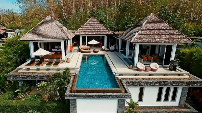 Photo A Perfect luxury Sea View Villa in a perfect location of Phuket