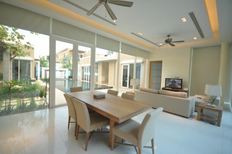 Photo Beach Front Pool Villa 3-bedroom for sale located in Mai Khao, Phuket.