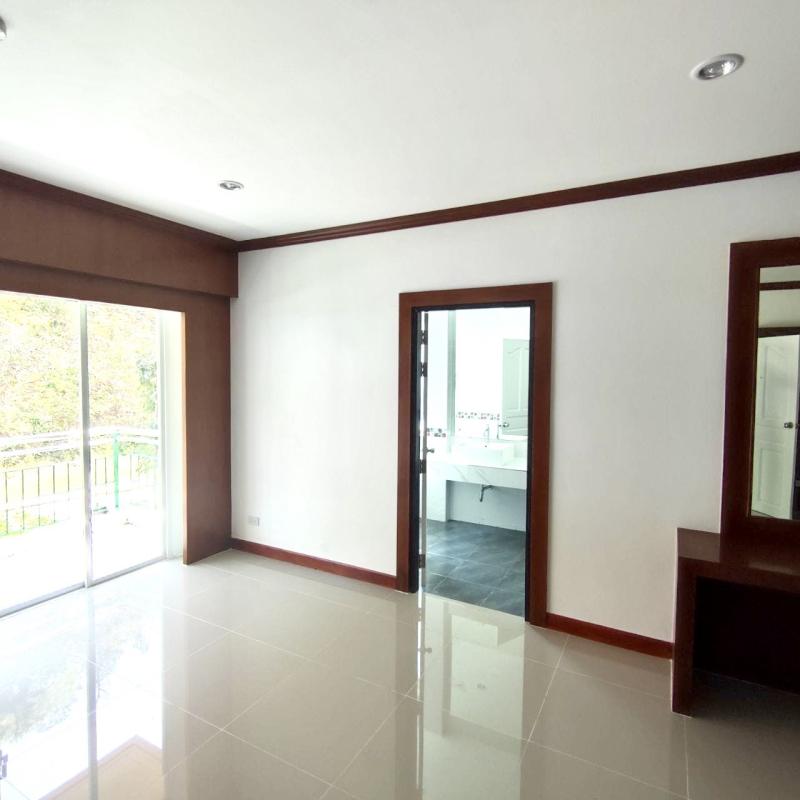 Photo 170 SqM apartment with 3 bedrooms for sale in Phuket Town.