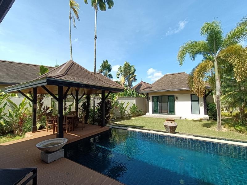 Photo Charming 4 bedroom pool villa for sale in Tara estate in Layan