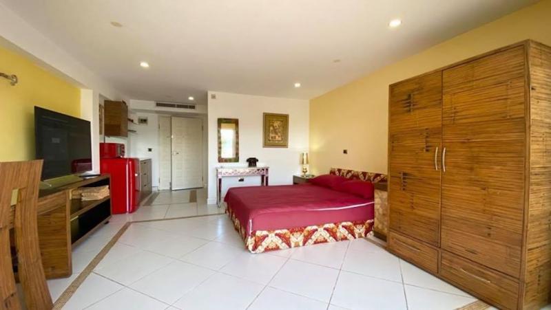 Photo Chic and cheap lovely luxury studio to rent in patong beach phuket