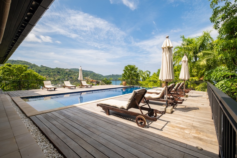 Photo Exclusive 6 Bedroom sea view pool villa for sale in Kata