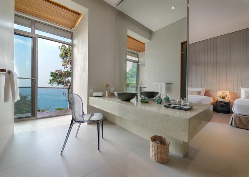 Photo Exclusive panoramic sea views villa 6 bedrooms for sale at hillsides of the Kamala Headland.