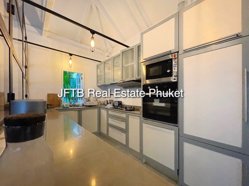 Photo Hot Deal 3 bedroom pool villa for sale in Layan, Phuket