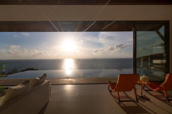 Photo Exclusive Stunning Sea View Villa for sale in Nai Thon, Phuket, Thailand