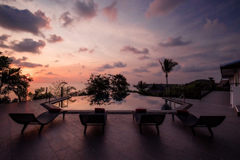 Photo Luxury Ocean View Villa for Sale in Surin Phuket