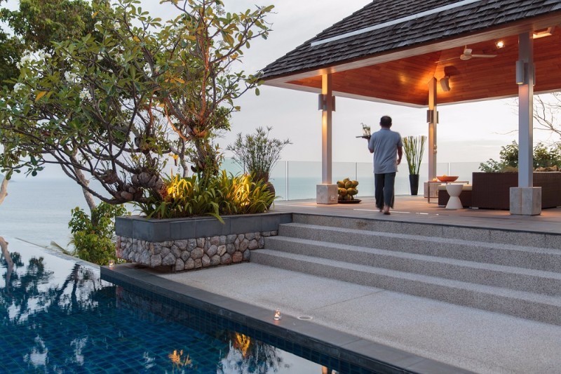 Photo Luxury oceanfront villa for sale on the west coast of Phuket