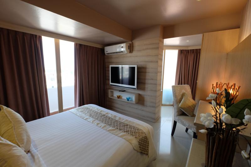 Photo Luxury Sea view 2 bedroom apartment to sale nearby Patong Beach with Hotel Facilities