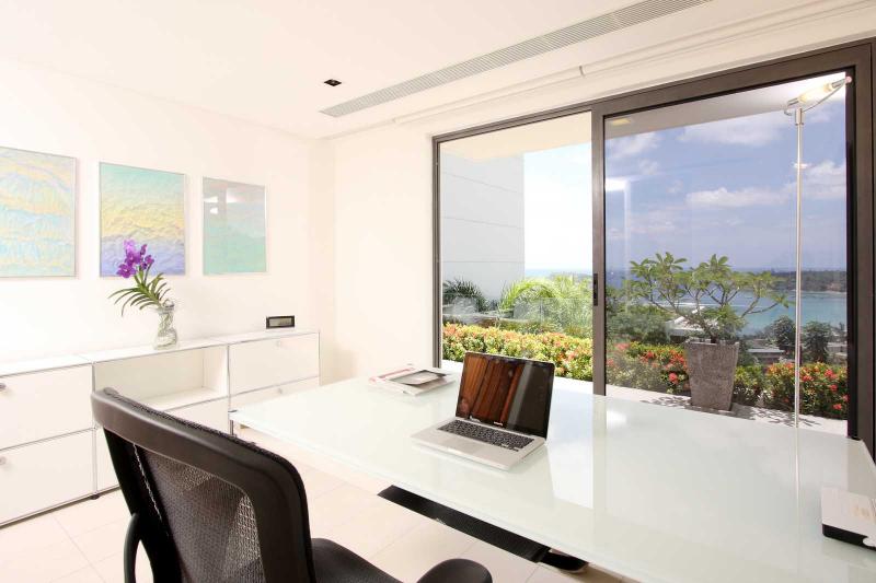 Photo Luxury Sea View 3 Bedroom Penthouse for sale in Kata, Phuket