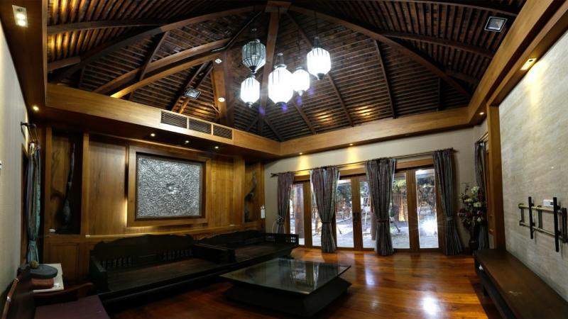 Photo Luxury Thai & Bali style villa in Bangkok, Thailand