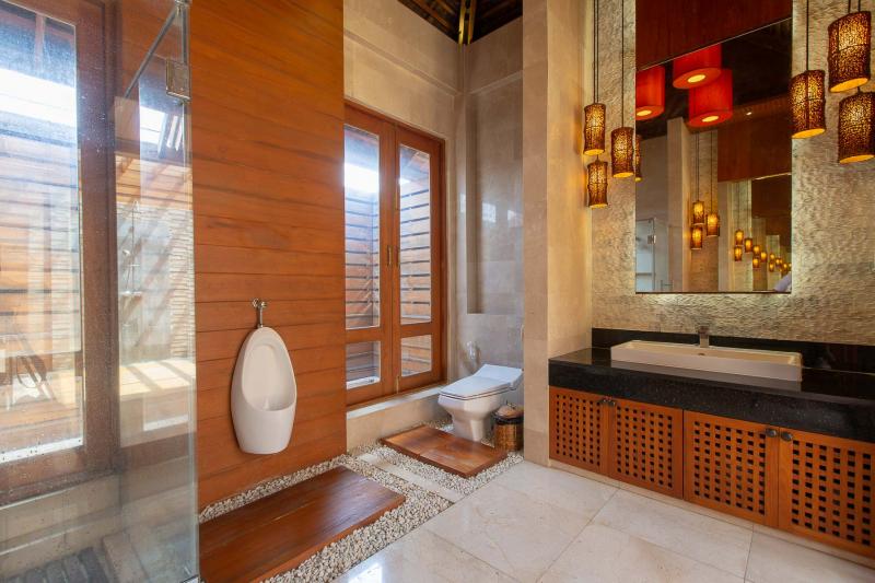 Photo Luxury Thai & Bali style villa in Bangkok, Thailand