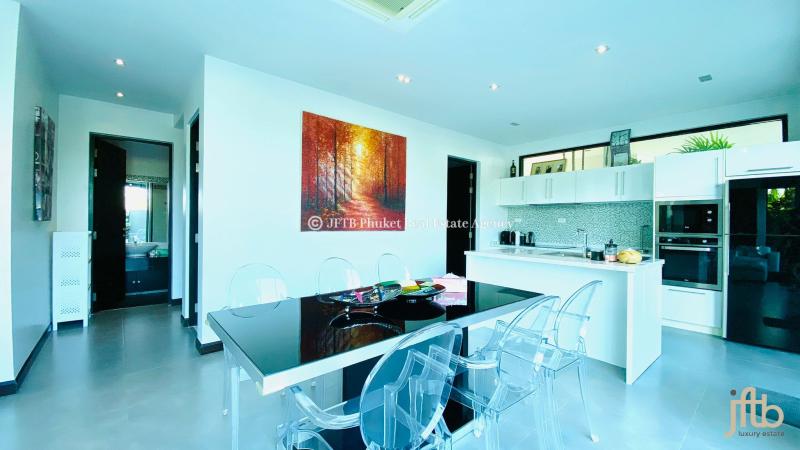 Photo Modern 3 bedrooms pool villa for sale in Pasak, Cherngtalay.