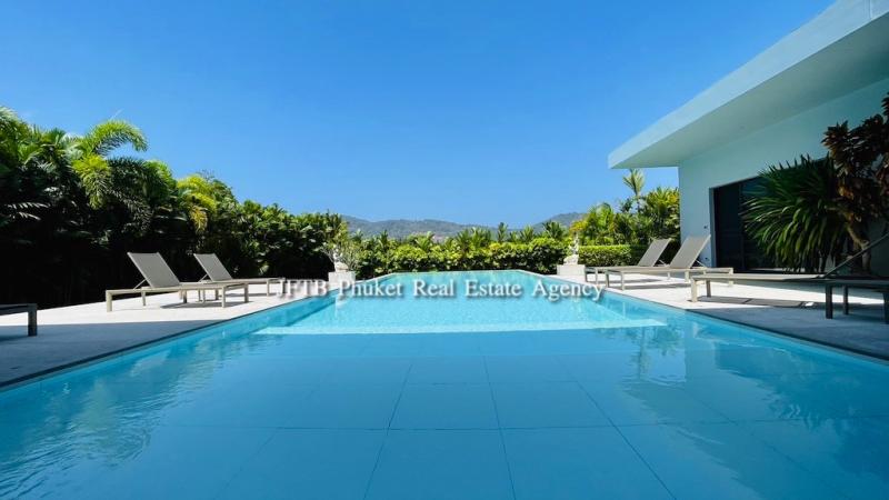 Photo Modern dream villa with 4 bedrooms in Naiharn