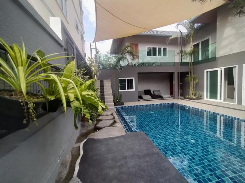 Photo New 4 bedroom villa with pool for sale in Rawai, Phuket