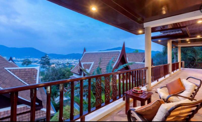 Photo Patong luxury 4 bedroom pool villa for sale with Sea View