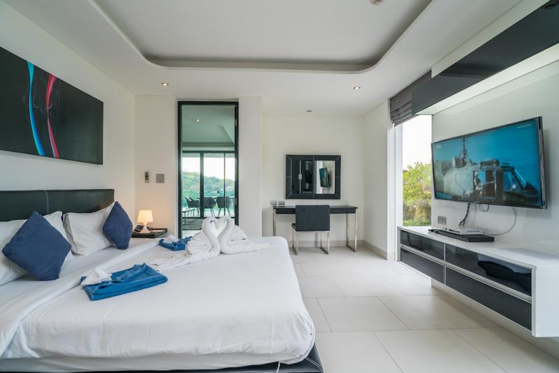 Photo Patong-Tri Trang Beach Sea View Condo for Sale