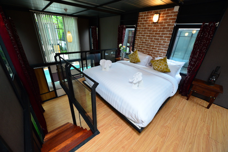 Photo Phuket Duplex 1 Bedroom Pool Access for Rent in Patong Beach