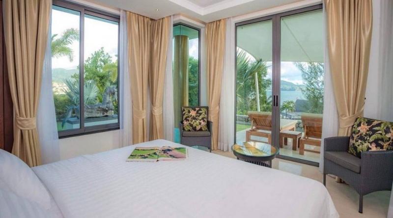 Photo Phuket Exclusive Villa with Contemporary Design and Panoramic Sea Views for Sale