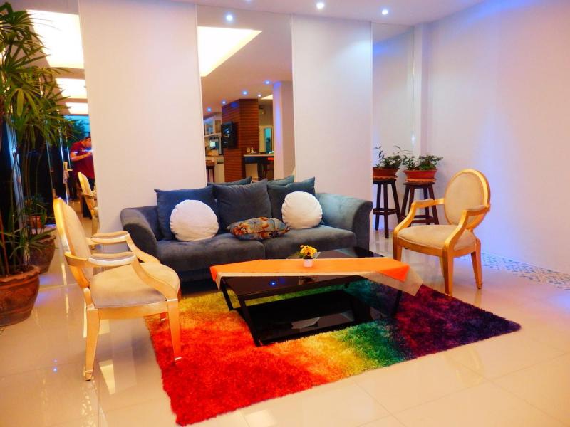 Photo Phuket hotel for sale in Kata