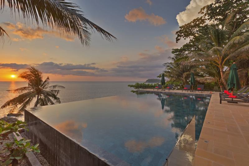 Photo Phuket luxury 8 bedroom Panoramic Sea View Villa for sale in Kata