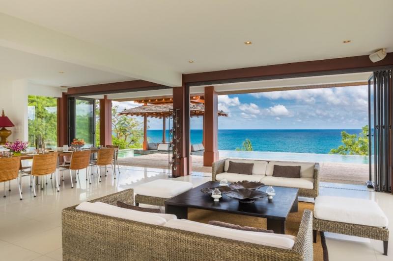 Photo Phuket oceanfront villa for sale in Kamala Phuket