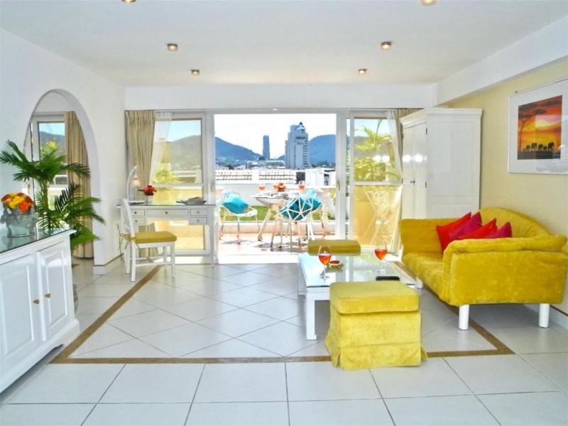 Photo Phuket- Sea View Apartment building for sale in Patong Beach